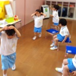 シール遊び🤏