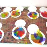 カラーセロハンを使って